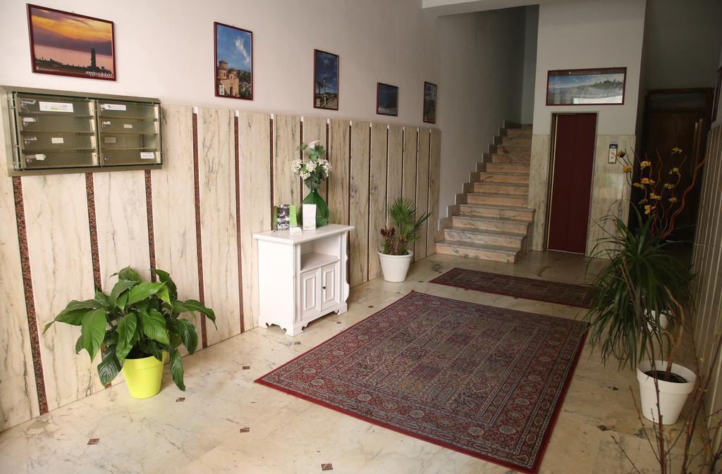 L'Essenza B&B Reggio de Calabre Extérieur photo